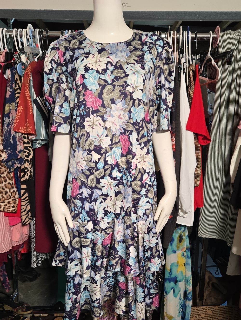 VINTAGE FLORAL DRESS